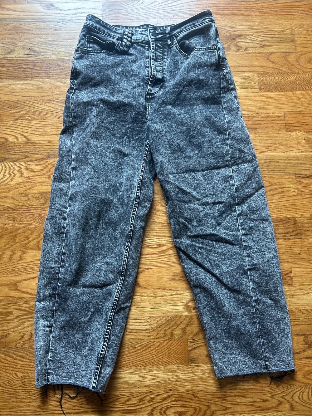 Aqua Women's Black Acid-Wash Relaxed Barrel Leg Jeans